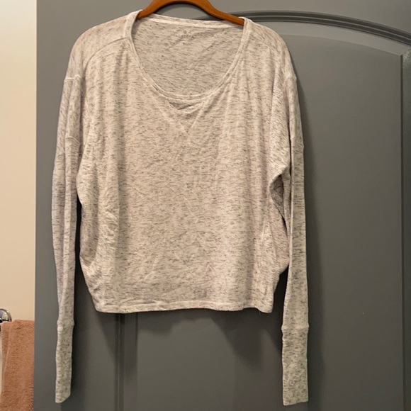 Athleta small long sleeve blouse heather gray with white nwot - Picture 1 of 5